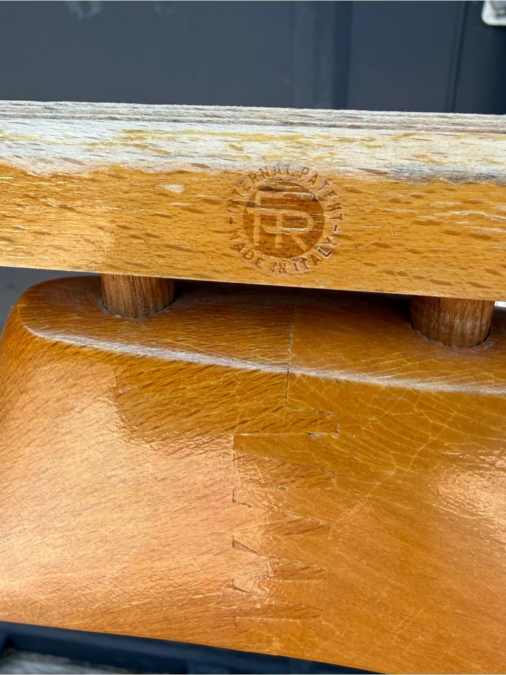 Vintage Mid-Century Italian Valet Stand by Fratelli Reguitti